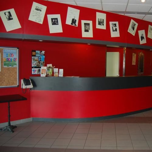 Centre Culturel Jean Carmet 1