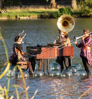 Cosmodromo — Le Piano du Lac