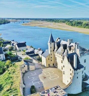 Visite guidée du château de Montsoreau, musée d'art contemporain
