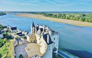 Visite guidée du château de Montsoreau, musée d'art contemporain