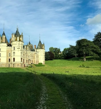 Visite guidée du château de Chanzeaux (extérieure et intérieure)