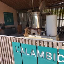 Démonstration du fonctionnement de l'alambic