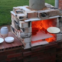 Cuisson au four à bois et vente de la production