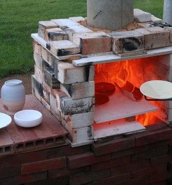 Cuisson au four à bois et vente de la production