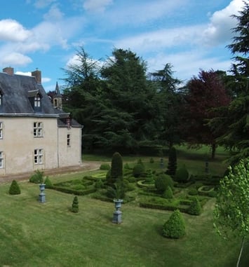 Visite des extérieurs du Manoir d'Auvers