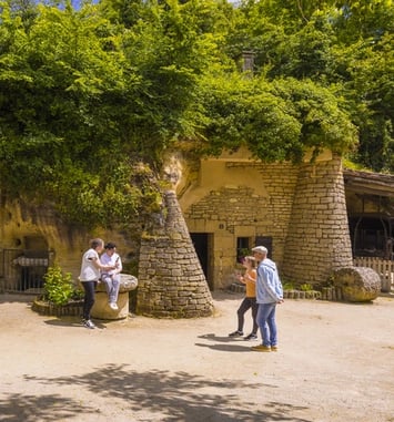 Visite guidée des troglodytes