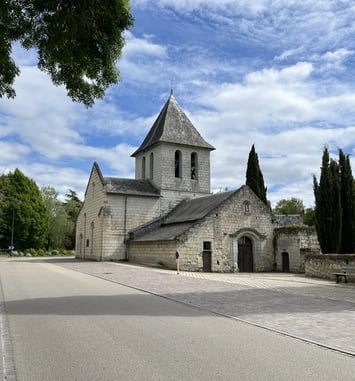 Église Saint-Hilaire-des-Grottes