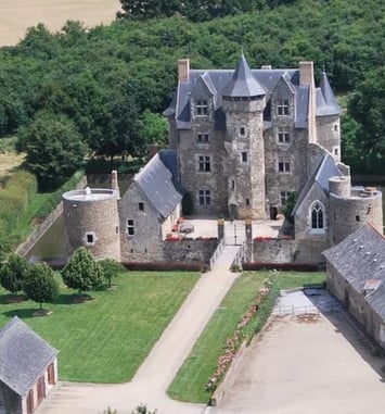 Visite du château de Vaux à Miré