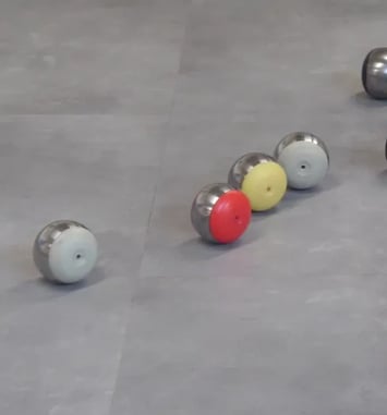 Découverte et participation au jeu de la boule de fort