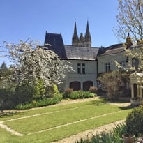 Visite libre de la cour et du jardin
