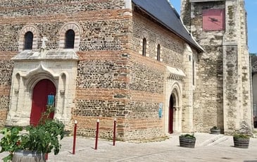 Visite guidée de l'église Saint-Pierre et Saint-Romain de Savennières