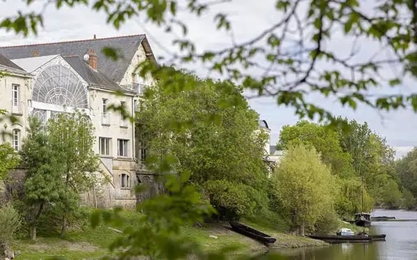 Centre d'art contemporain Bouvet-Ladubay